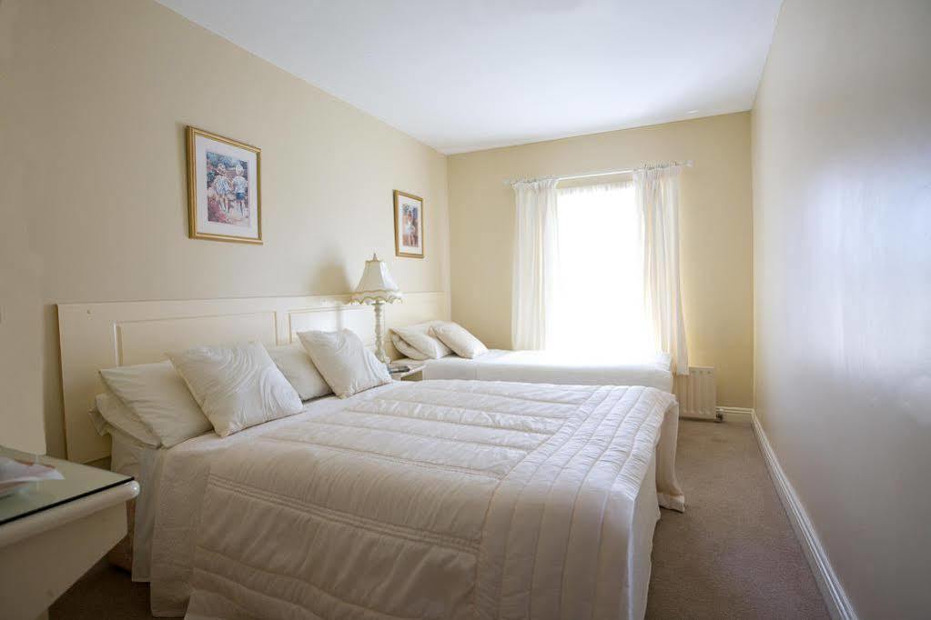 Griffin Lodge Guesthouse ゴールウェイ エクステリア 写真